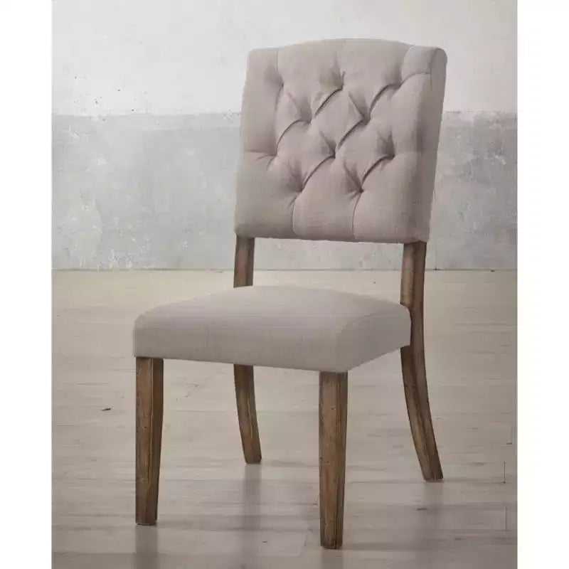 Sedie laterali imbottite in lino color crema e rovere anticato