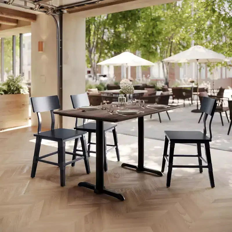 Acadia Tabletop con tecnologia TopGuard HPL e base a X altezza tavolo