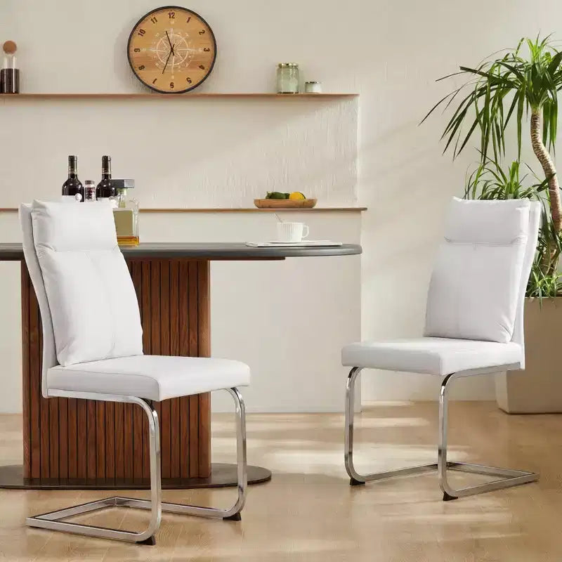 Sedia da pranzo Olaf moderna in similpelle con base cromata a C